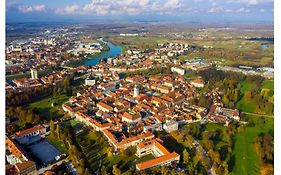 Apartment Karlovac Center